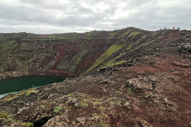 Golden Circle of Iceland, small group, Russian-speaking guide - Stop 2: Þingvellir National Park, Parliament History Meets Plate Boundaries