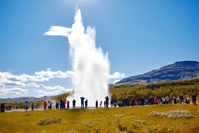 Golden Circle Private Tour with Kerid Crater from Reykjavik - Thingvellir National Park: short stop, big idea