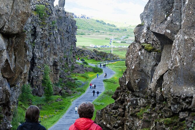 Golden Circle Private Tour with Kerid & Faxi Waterfall: Reykjavik - Geysir and Strokkur: Geothermal Power with Real Timing
