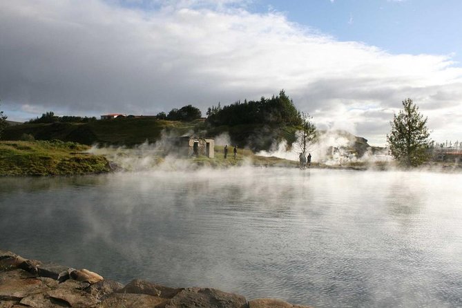 Golden Circle & Secret Lagoon Small-Group Day Tour from Reykjavik - Comfort, guide quality, and a few real risks to plan around