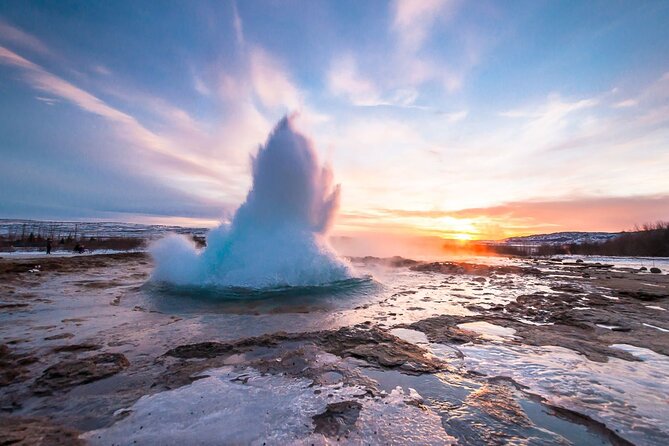 Golden Circle, Tomato Farm Lunch & Sky Lagoon - with photos - Þingvellir timing: enough time to look, not enough to get stuck