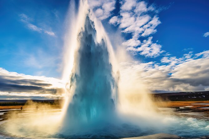 Golden Circle Tour from Reykjavík Þingvellir Geysir & Gullfoss - Stop 4: Gullfoss Mist, Canyon Views, and Quick Photos