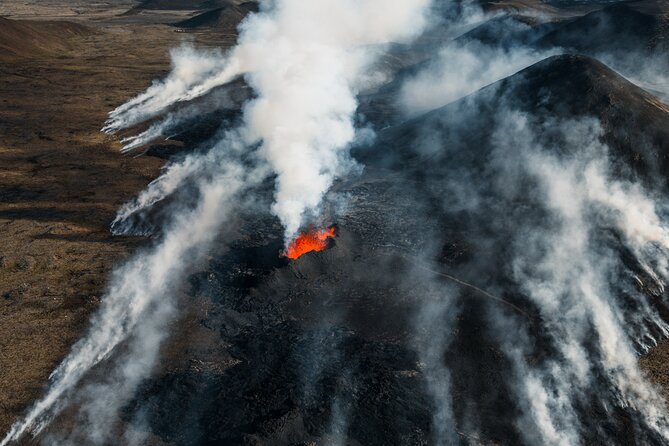 Helicopter Tour Over Iceland’s Reykjanes Volcano Eruption Site - Reykjanes Volcano Country: Why This Area Gets Your Attention
