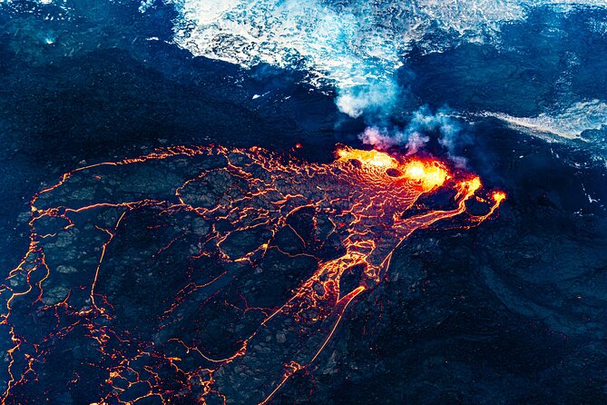 Helicopter Tour Over Iceland’s Reykjanes Volcano Eruption Site - Coffee and Comfort: A Small Inclusion That Helps Before Takeoff