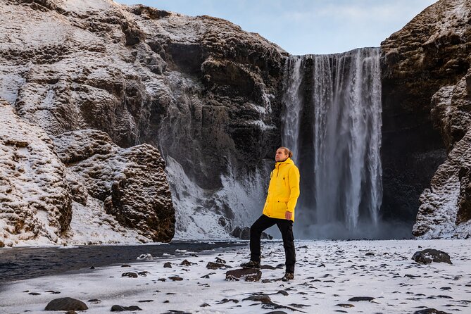 Hire Photographer, Professional Photo Shoot - Reykjavik - What you actually get: professional photographer, viewing gallery, and final photo counts