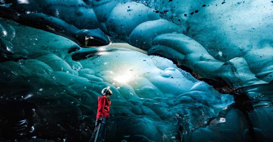 Iceland 3-Day Tour Golden Circle, Glacier Lagoon, & Ice Cave - Day One: The Golden Circle from Thingvellir to Gullfoss, with extra waterfalls