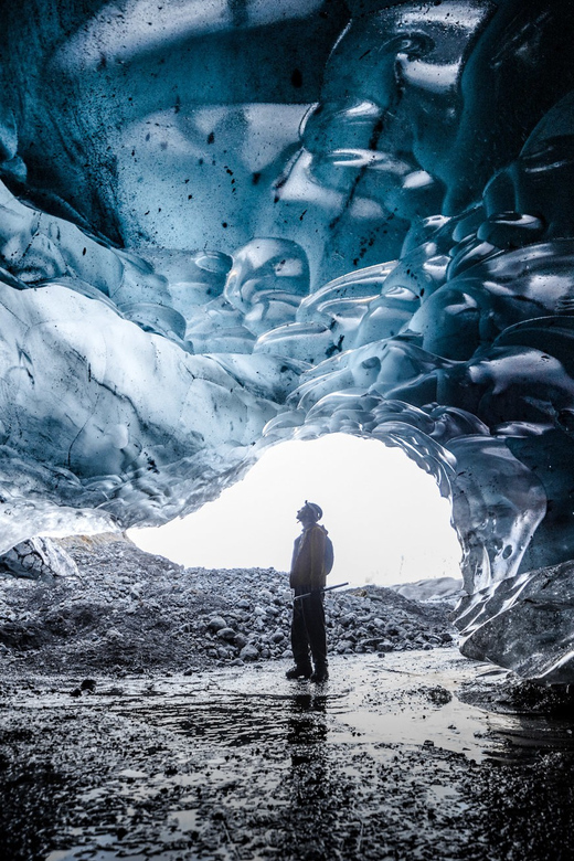 Iceland 3-Day Tour Golden Circle, Glacier Lagoon, & Ice Cave - How the guide experience changes the trip (and what to look for)