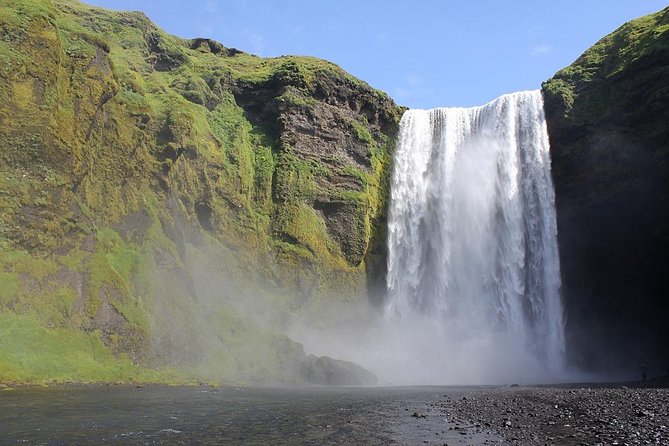 Iceland Complete: Around Iceland in 10 Days - South Coast waterfalls, Solheimajokull glacier, and the Glacier Lagoon boat