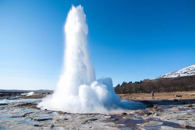 Iceland Golden Circle & Glacier Snowmobiling Guided Experience - Reykjavik pickup, super jeep vibes, and the 8:30 start