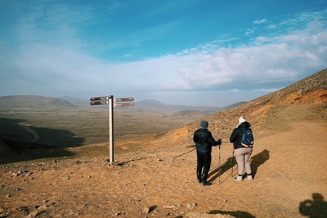 Iceland Hiking Tour to Fagradalsfjall Volcano with Local Guide - Grindavík stop: seeing evacuation zones up close
