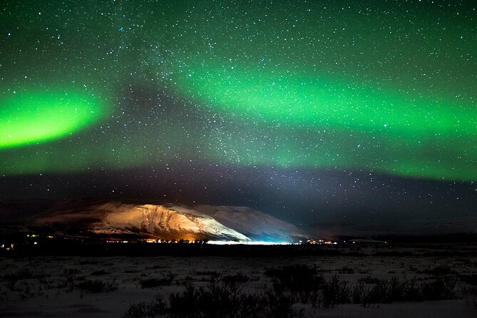 Iceland Northern Lights Tour Magical Winter Night Experience - Reykjavík Pickup at 9:00 pm, Then the Aurora Forecast Game