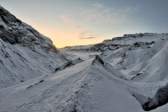 Iceland's south coast G spots - Dyrhólaey: the viewpoint with puffins and a volcanic past