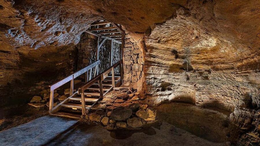 Iceland: South Coast Hidden Gems and Caves of Hella Day Tour - The long van stretches: use them well and stay warm