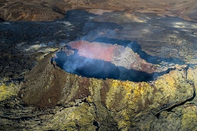 Iceland Volcanic Eruption Area Helicopter Tour from Reykjavík - Small Group Seats and Pilot Skills That Change the Whole Tone