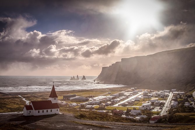 Jökulsárlón Glacier Lagoon and the South Coast Private Tour from Reykjavik - Skaftafell National Park: the route that builds anticipation