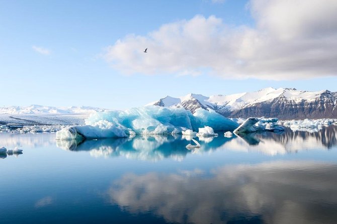 Jökulsarlón Glacier Lagoon Tour - The glacier lagoon basics: icebergs at Jökulsárlón and Fjallárslón