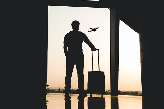 Keflavik Airport Private Transfer One Way - Price and what you are really paying for