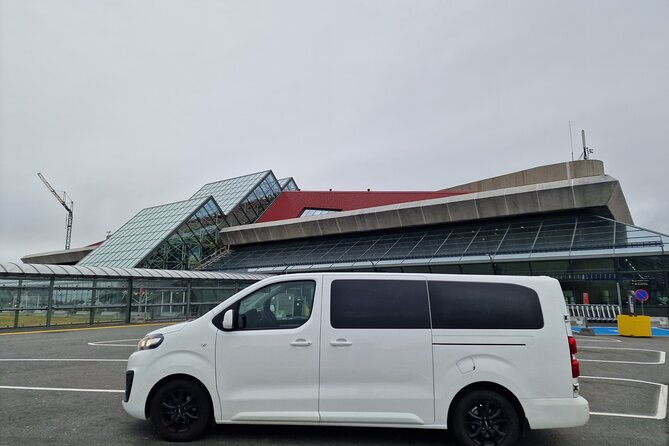 Keflavik Airport Private Transfer Round Trip - The Drive Time: 45 to 50 Minutes, Plus Rush-Hour Reality