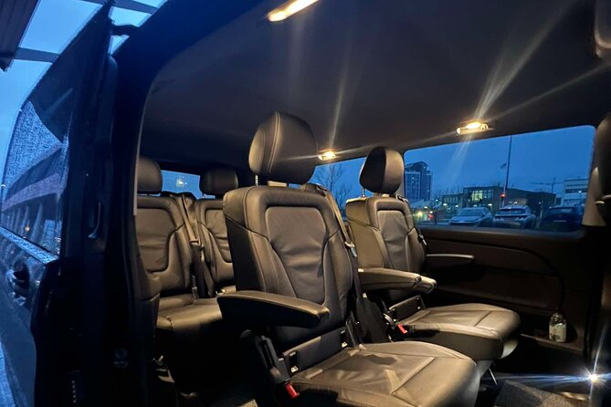 Keflavik Airport : Private Transfer TO/FROM Reykjavik - Meeting your driver: hotel lobby or KEF arrivals hall