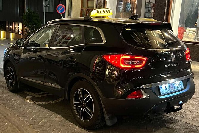 Keflavik Airport : Private Transfer TO/FROM Reykjavik - Should you book this private Reykjavik to KEF transfer?