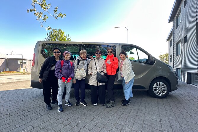 Keflavik Airport: Private Transfer To/From Reykjavik - upto 8 PAX - Key highlights that matter