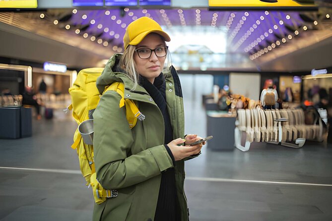 Keflavik Airport: Private Transfer To/From Reykjavik - upto 8 PAX - Reykjavik to Keflavik: the departure run that reduces stress