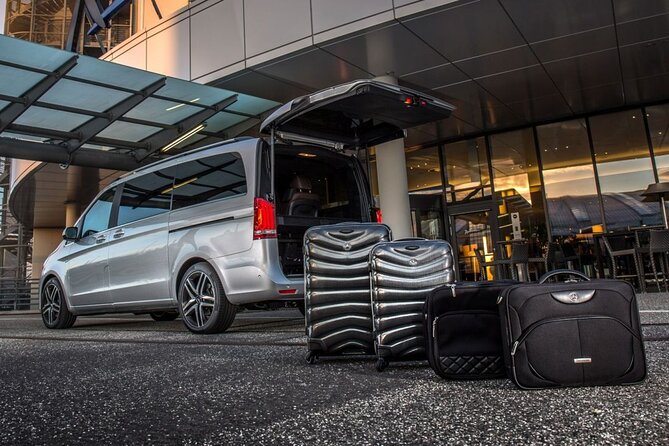Keflavik Airport Transfer to /or From Reykjavik, Iceland - When This Works Best (and Who Might Skip It)