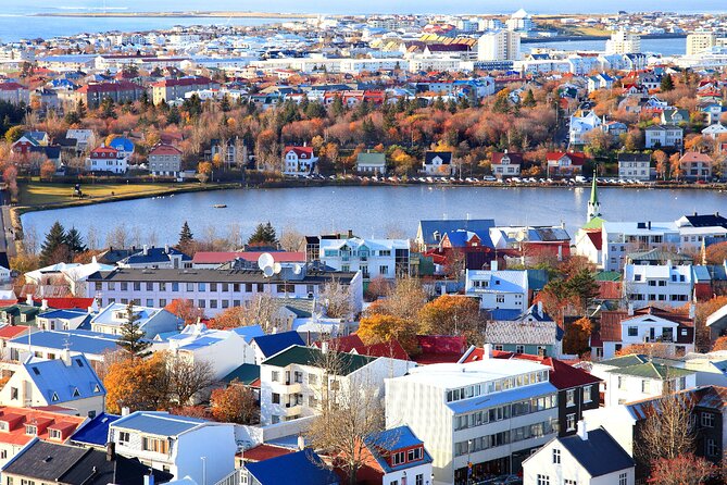Keflavik International Airport Private Transfer - How the meet and greet actually works at KEF and ports