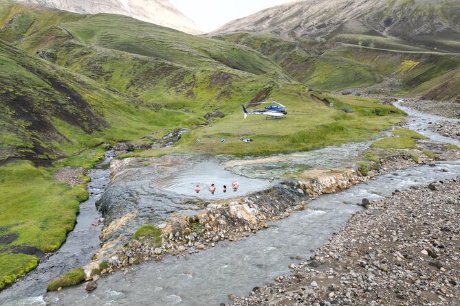 Landmarks from Above: Helicopter tour with 3 Landings - Reykjavik meeting point and the half-day rhythm