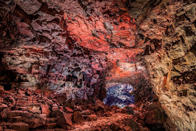 Lava Tunnel Tour Including Transfers from Reykjavik - Key things I’d watch for
