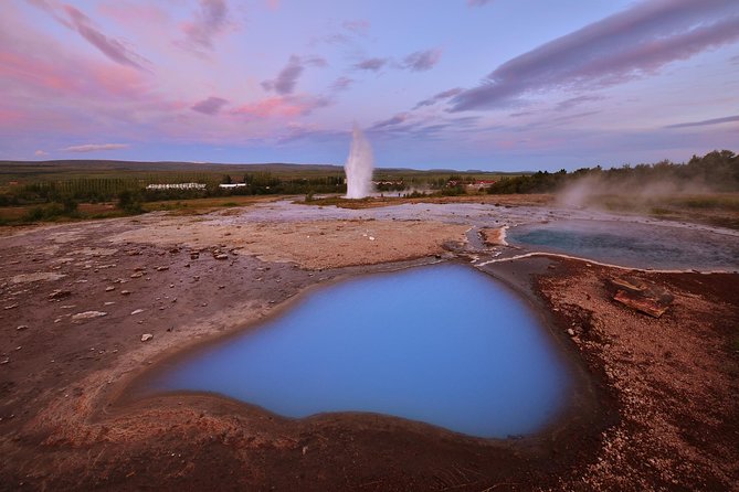 Midnight Sun Golden Circle Small-Group Tour from Reykjavik - Þingvellir National Park: walking the rift and hearing the human story