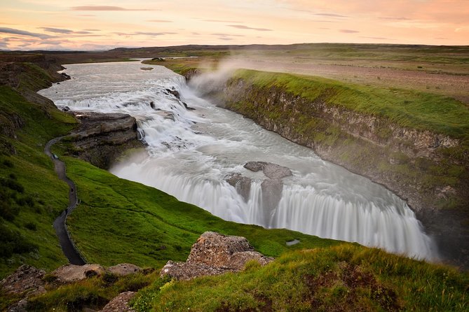 Midnight Sun Golden Circle Small-Group Tour from Reykjavik - Reykjavik pickup, small-group minibus logistics, and your late-night return