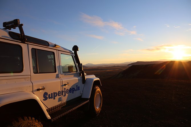Midnight Sun Golden Circle Tour from Reykjavik - The guide factor: what makes the stops click