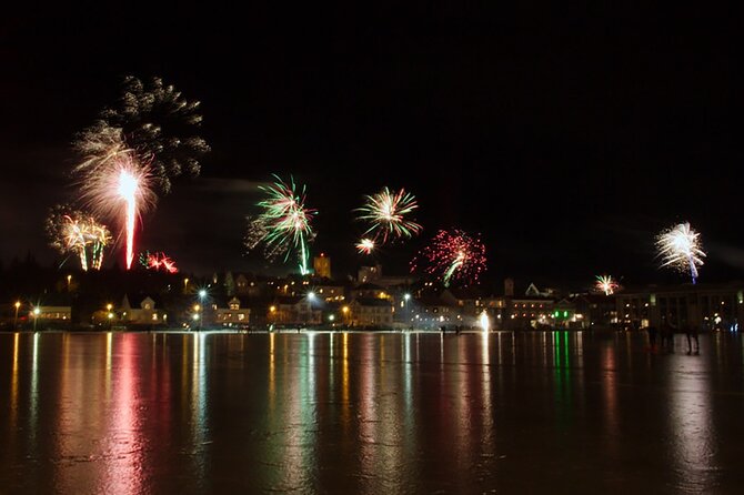 New Years Fireworks by Boat from Reykjavik - Boarding comfort: warm blankets, restrooms, and Wi-Fi