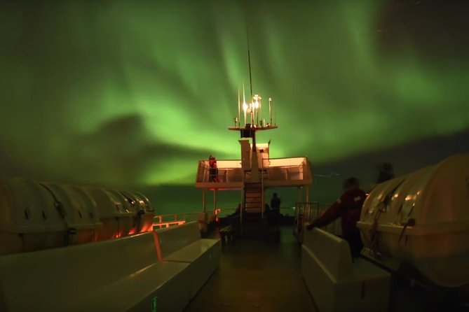 Northern Lights Cruise from Downtown Reykjavik - Timing, group size, and the reality of crowds
