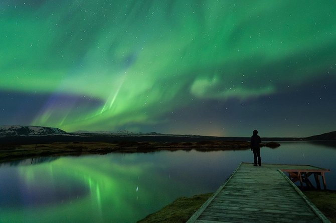 Northern Lights Guided Bus Tour from Reykjavik - What You Need to Bring (So the Night Does Not Beat You)