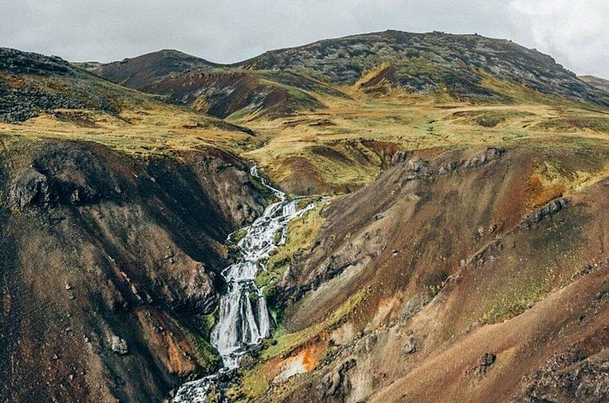 Northern Lights Hike to Reykjadalur Hot River - What’s included, and what you need to bring for comfort