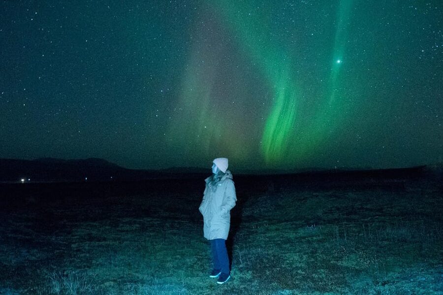 Northern Lights in Mini Bus, Photos, Hot Cocoa and Pastries - Should You Book This Mini Bus Aurora Hunt?