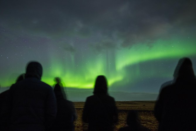Northern Lights Night Tour from Reykjavik - Photo Power With On-Board Wi-Fi: Upload While the Night Is Still Hot