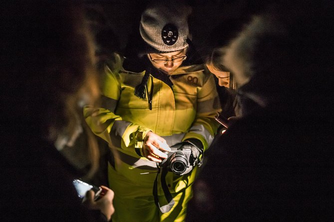 Northern Lights Night Tour from Reykjavik - Coach, Group Size, and Guide Quality: What You Should Expect From the Human Side