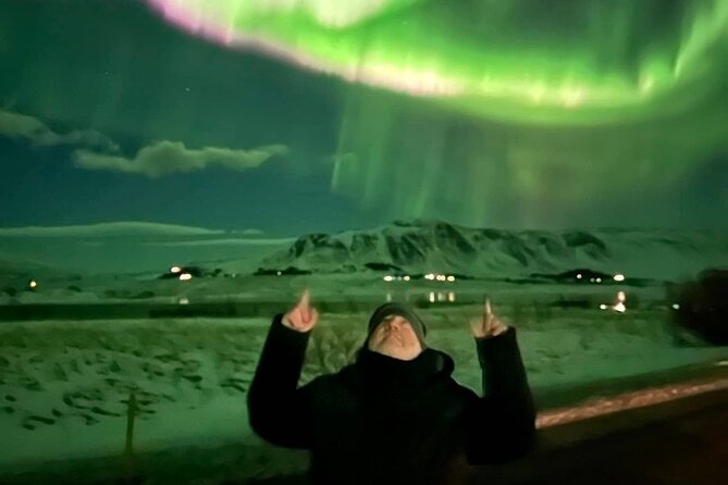 Northern Lights Private Guided Tour With Professional Photos - Key points at a glance