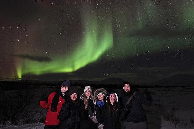 Northern Lights Private Super Jeep Tour with Photos - Hot chocolate, Icelandic liqueur, and staying functional in the cold
