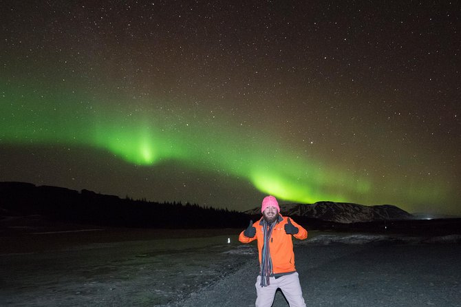 Northern Lights Small-Group Tour From Reykjavik with Hot Drink - Guides Who Chase, Explain, and Help With Photos