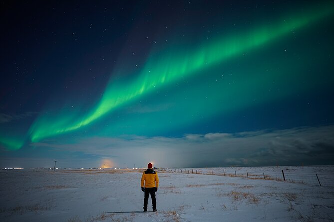 Northern Lights Tour with Photos, Snacks, Warm Snowsuits, Chairs - When the lights are shy: re-runs and forecast-driven changes