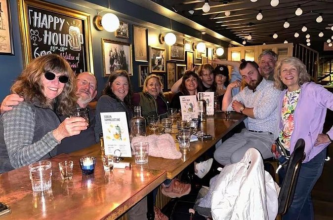 Party and Get Tipsy like a Viking in Reykjavik - Hús máls og menningar finale: live music, third beer, and the Viking party peak