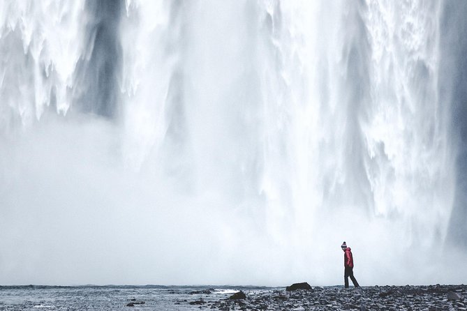 Private 2-Day Glacier Lagoon, Ice Cave and Northern Lights - Fjárðrárgljúfur canyon and the Skaftafell pass-through: viewpoints without the detour pain