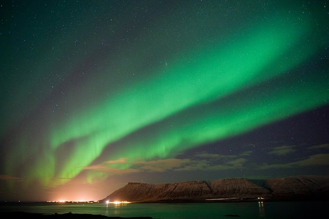 Private 4-hour Northern Lights Tour with Expert Local Guides - Quick hits: what makes this aurora hunt work