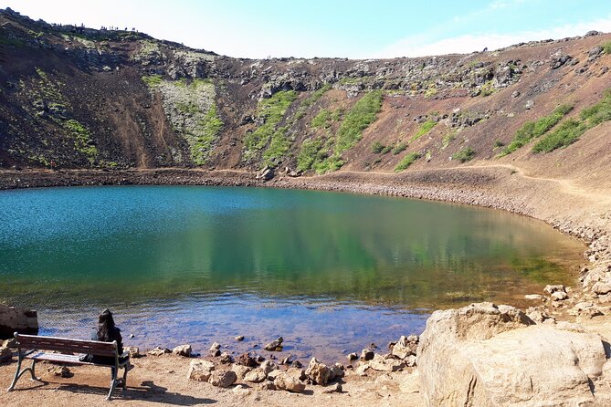 Private Golden Circle and Blue Lagoon Tour - Blue Lagoon Premium: what the included perks actually change