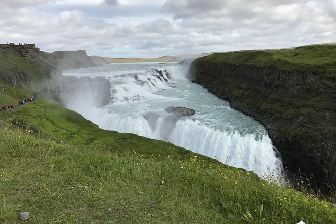 Private Golden circle and glacier super jeep tour from Reykjavik - A private Super Jeep that actually earns its wheels