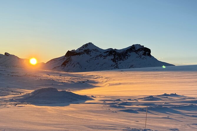 Private Golden circle and glacier super jeep tour from Reykjavik - Timing, pickup points, and why 9:00 am matters